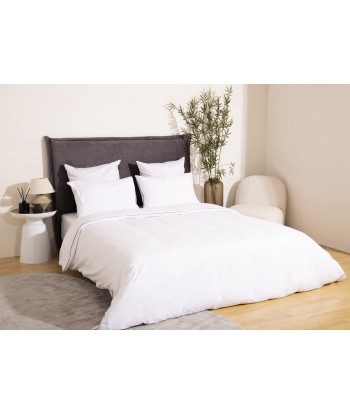 Parure de lit PIPA Percale de coton blanc passepoil coloré 260x240cm les muscles